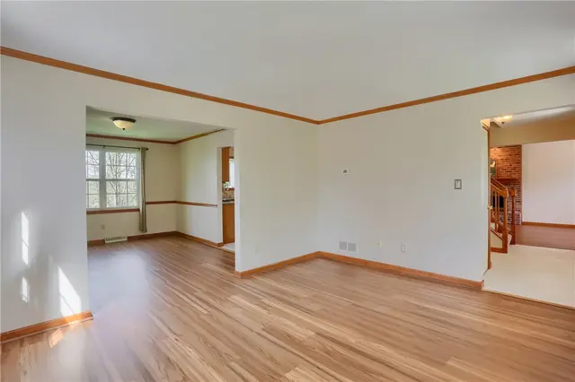 501 Saint Phillips Ct gallery image 21