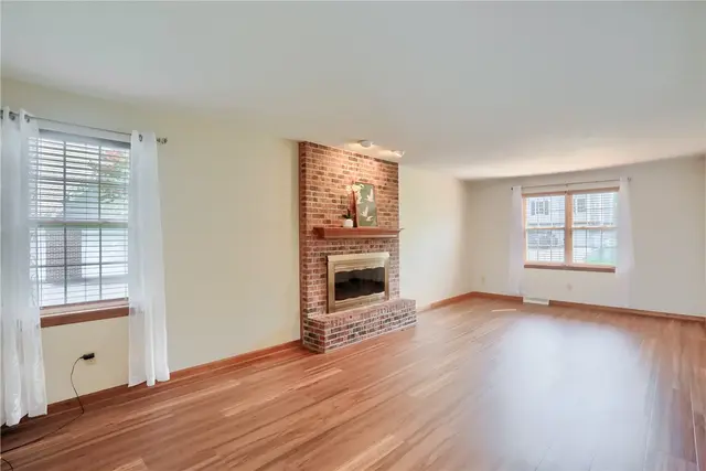 501 Saint Phillips Ct gallery image 23