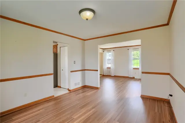 501 Saint Phillips Ct gallery image 26