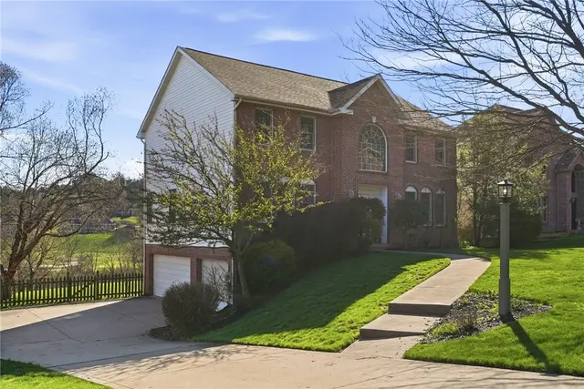 5010 Northfield Drive gallery image 35