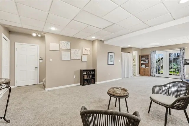 5010 Northfield Drive gallery image 39