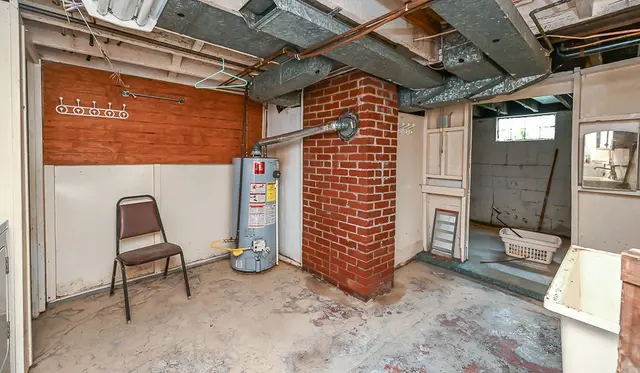 502 Bairdford Rd gallery image 25