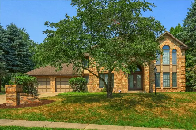 502 Colony Ct gallery image 15