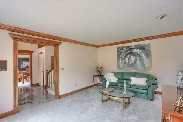 502 Colony Ct gallery image 36