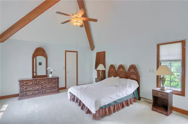 502 Colony Ct gallery image 39