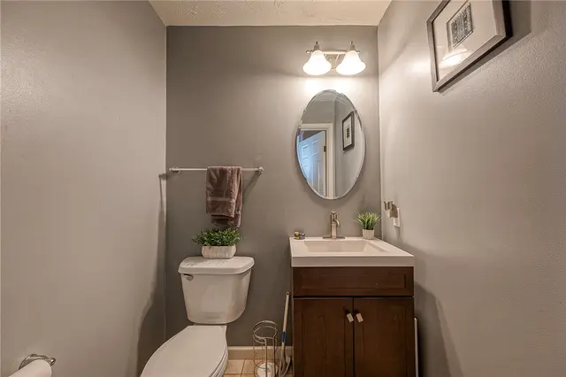 5020 Foxwood Ct gallery image 14