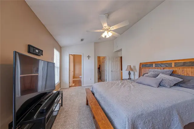 5020 Foxwood Ct gallery image 24