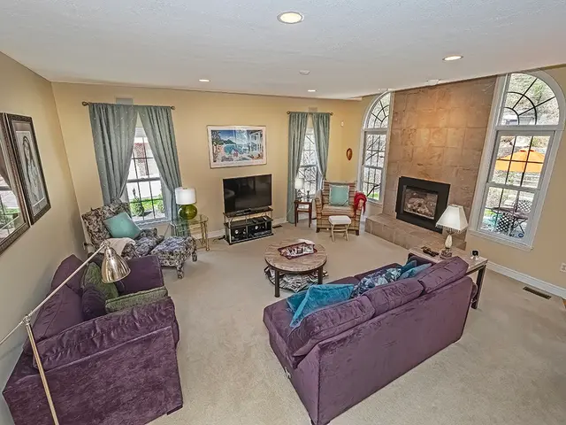 5023 Northfield Dr gallery image 7