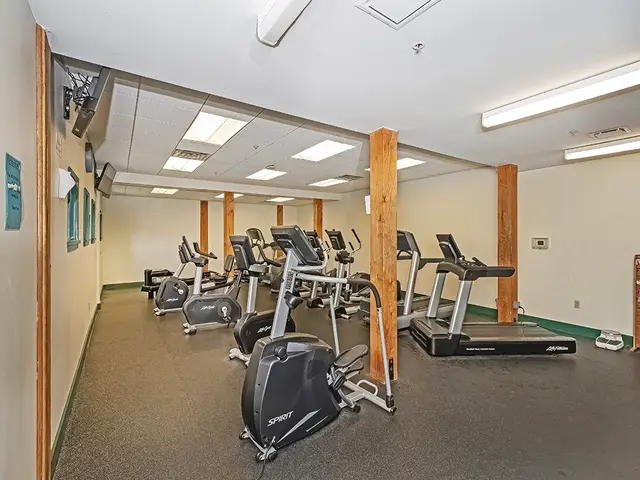 5023 Northfield Dr gallery image 15