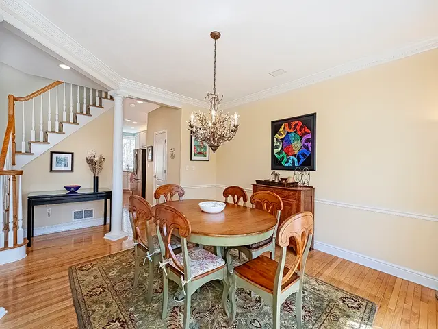 5023 Northfield Dr gallery image 21