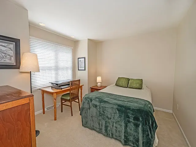 5023 Northfield Dr gallery image 25