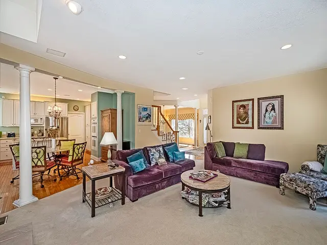 5023 Northfield Dr gallery image 27