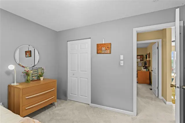 5029 Summit Dr gallery image 11