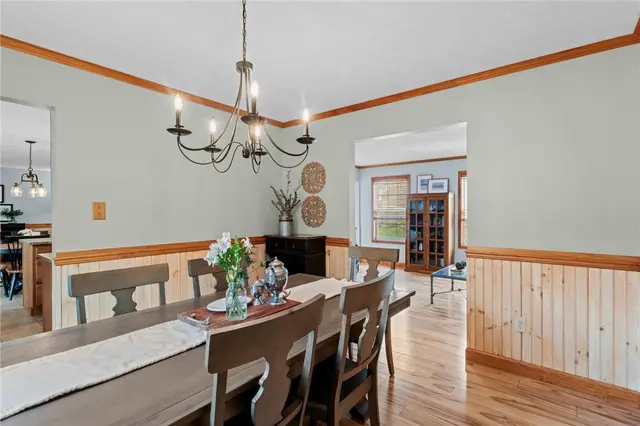 5029 Summit Dr gallery image 28