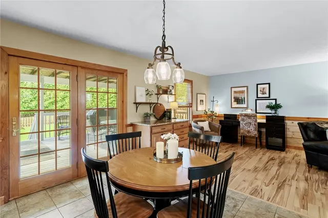 5029 Summit Dr gallery image 38