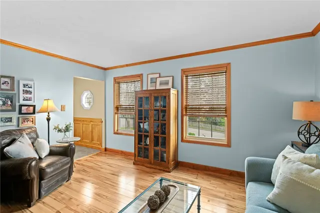 5029 Summit Dr gallery image 40