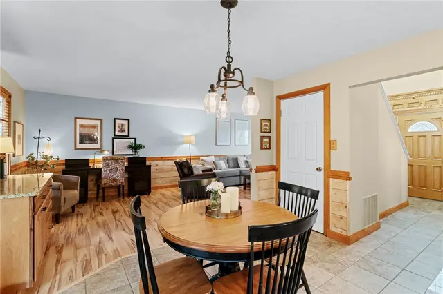 5029 Summit Dr gallery image 42
