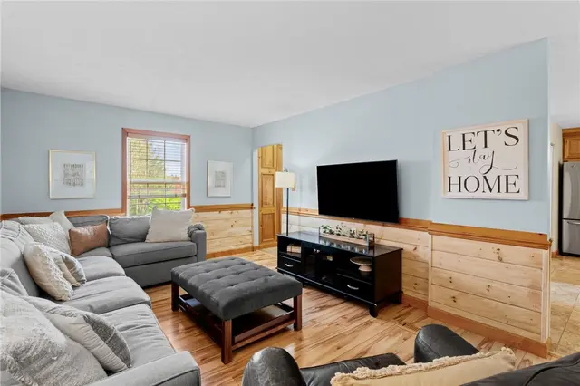5029 Summit Dr gallery image 43