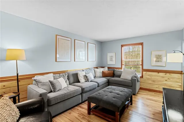 5029 Summit Dr gallery image 44