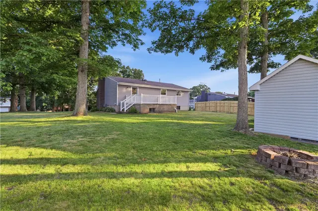 503 Greenwood Drive Ext gallery image 10