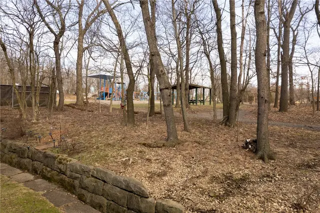 503 Kingsberry Ct gallery image 15