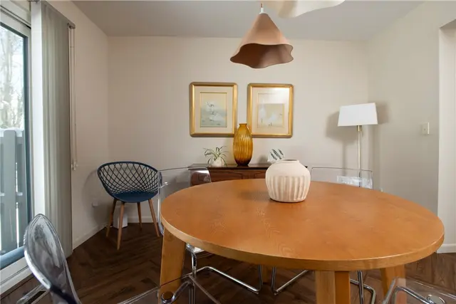 503 Kingsberry Ct gallery image 22