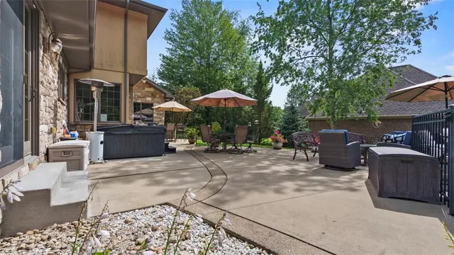 503 Kyle Ct gallery image 7