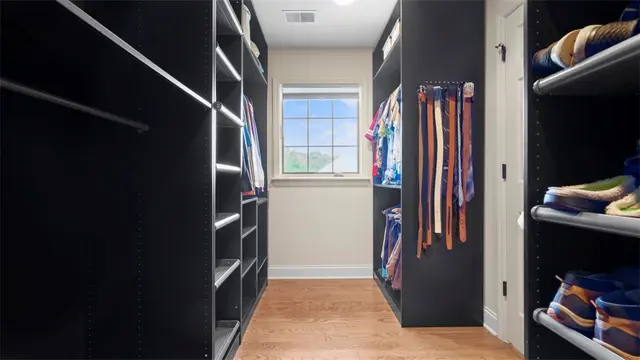 503 Kyle Ct gallery image 25
