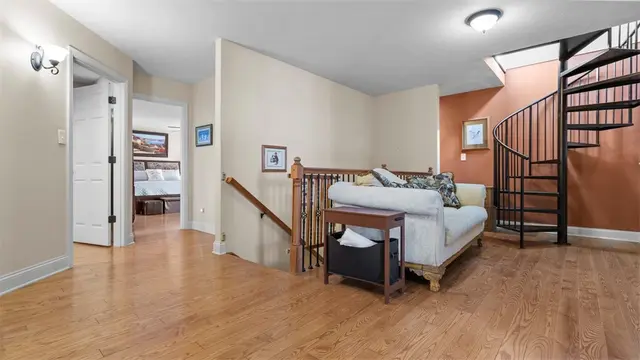 503 Kyle Ct gallery image 31