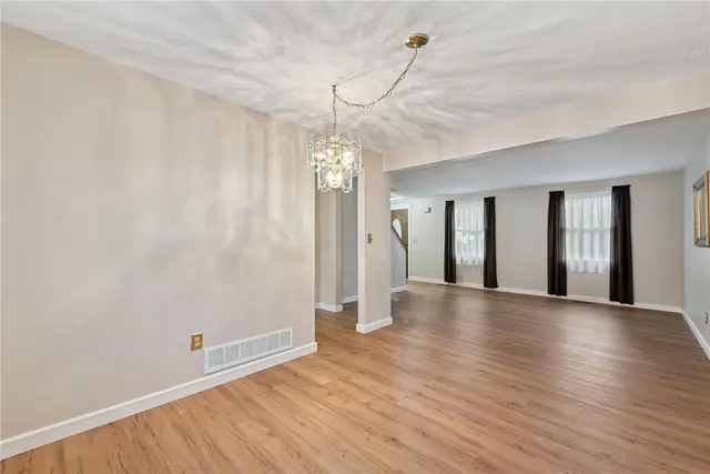 503 Quail Dr gallery image 15