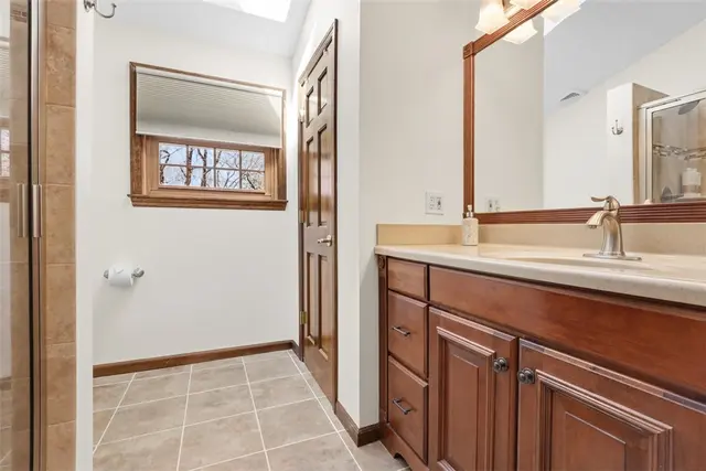503 Stonehenge Ct gallery image 16