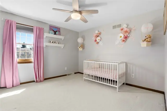 503 Stonehenge Ct gallery image 20