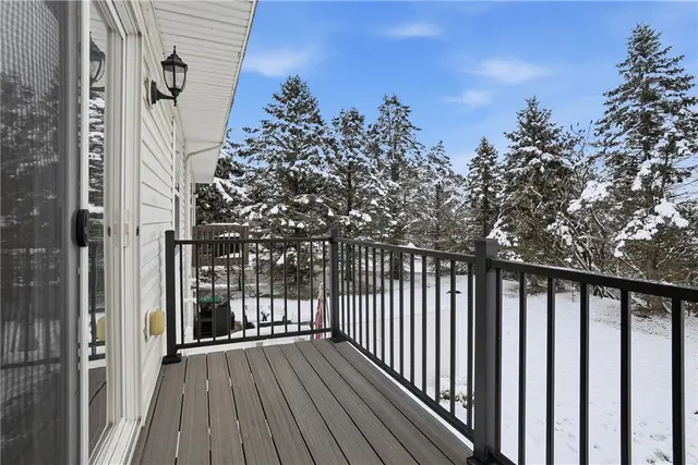 503 Ten Point Ln gallery image 11