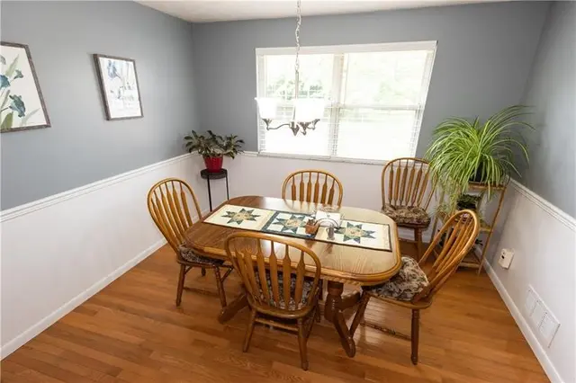 5037 Sunnyslope Dr gallery image 13