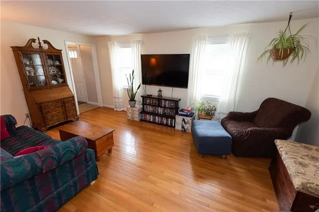 5037 Sunnyslope Dr gallery image 15