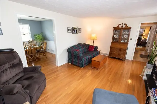 5037 Sunnyslope Dr gallery image 26