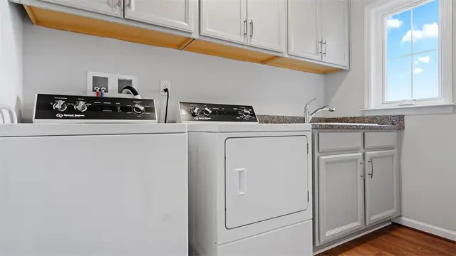 504 Beneficial Dr gallery image 37