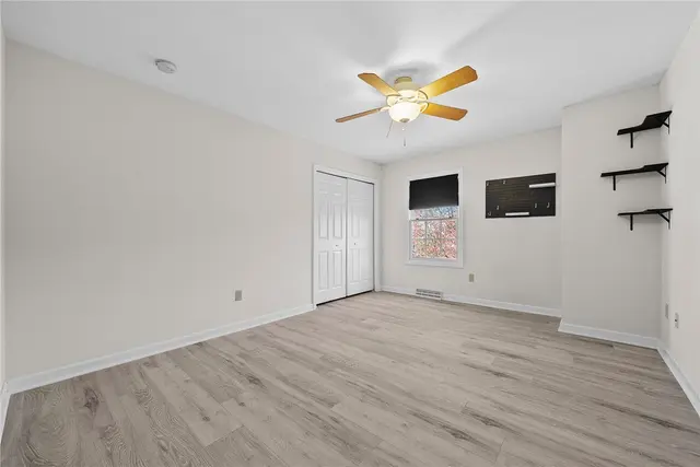 504 Day Star Court gallery image 17