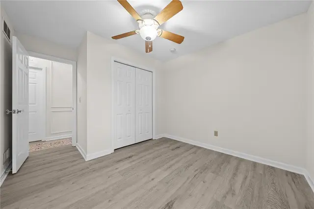 504 Day Star Court gallery image 18
