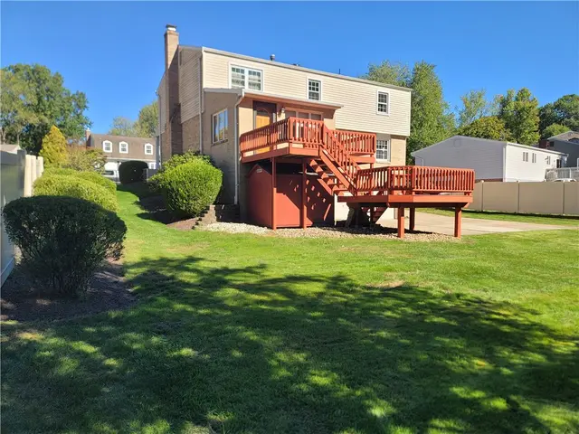 5047 Meadowridge Ln gallery image 20