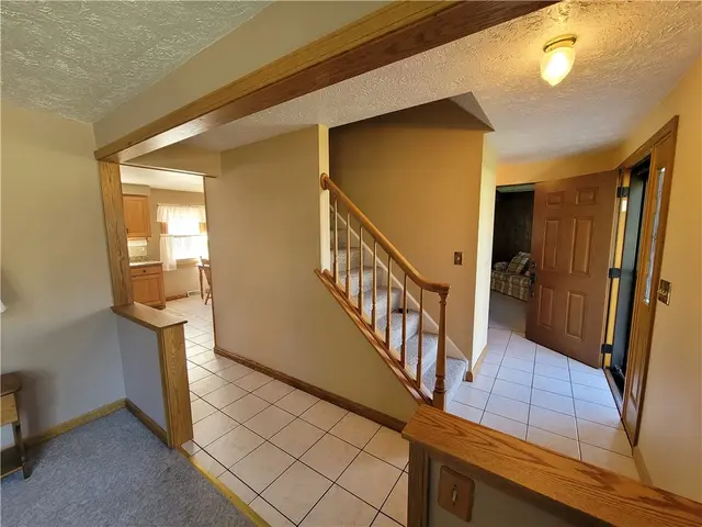 5047 Meadowridge Ln gallery image 21