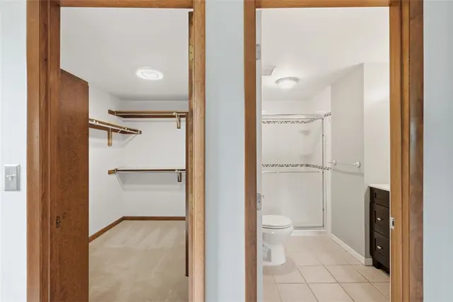 505 Knoll Ct gallery image 8