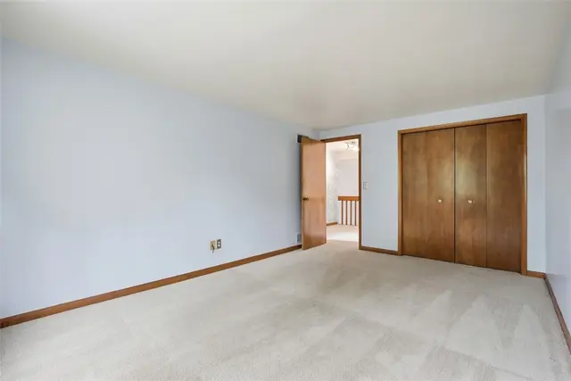 505 Knoll Ct gallery image 10