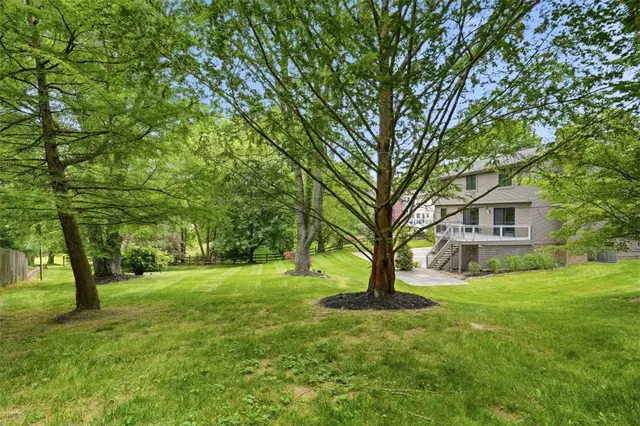 505 Knoll Ct gallery image 26