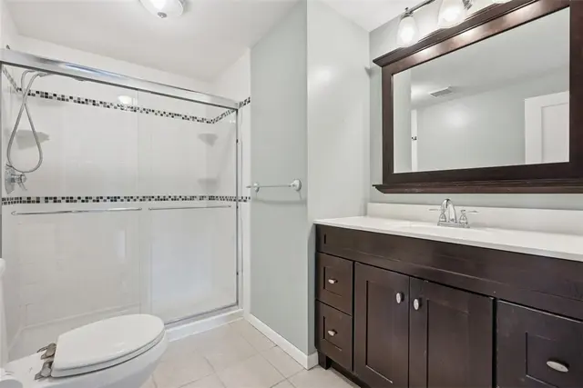 505 Knoll Ct gallery image 40
