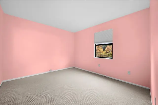 5053 Fountainwood Drive gallery image 19