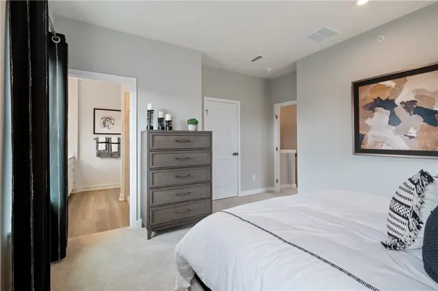 506 Nolan Cir gallery image 8