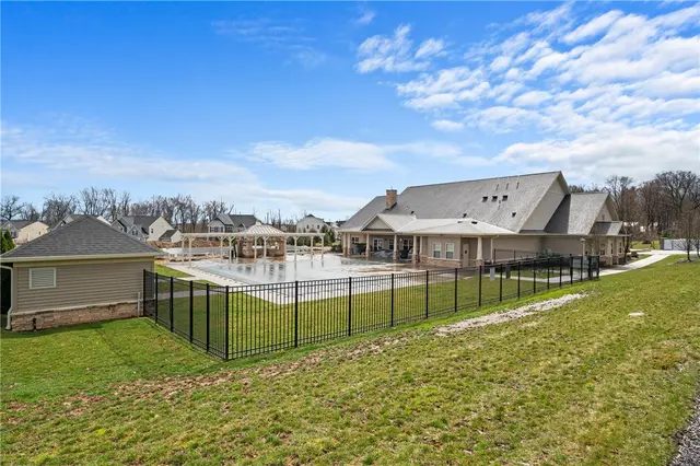 506 Nolan Cir gallery image 33