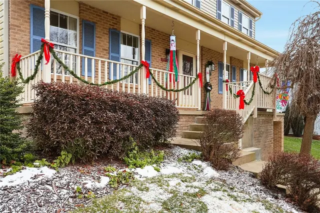506 Saint Phillips Ct gallery image 8