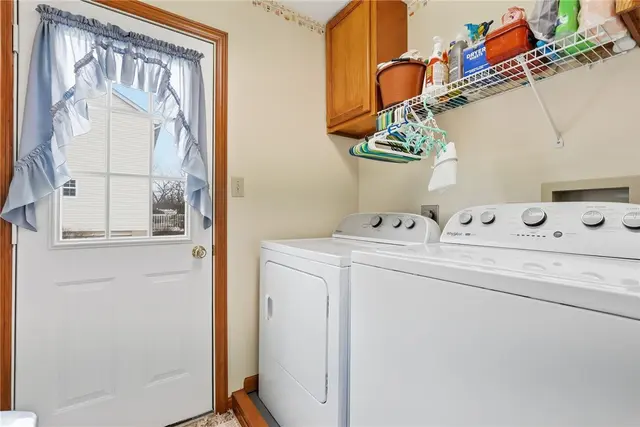 506 Saint Phillips Ct gallery image 13